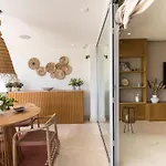 Modern With Pool Near Banus Apartman
