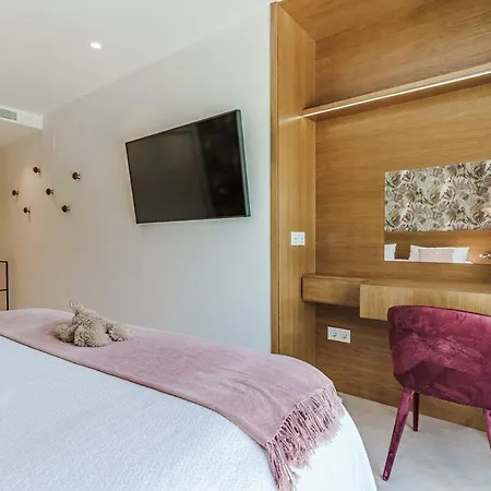 아파트 Modern With Pool Near Banus *