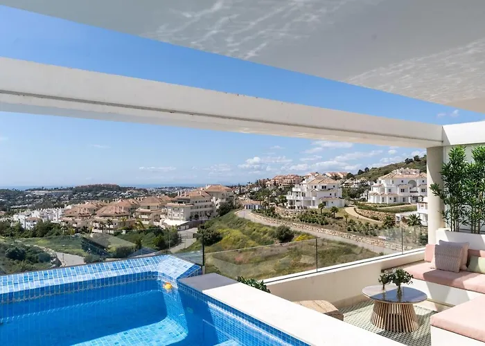 Modern With Pool Near Banus アパート マルベーリャ