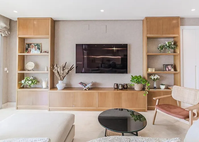 Modern With Pool Near Banus *