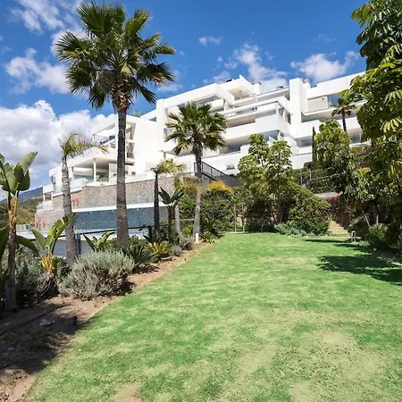 Apartman Modern With Pool Near Banus