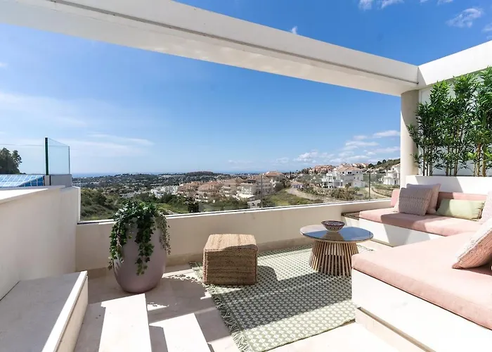 Modern With Pool Near Banus Marbellac