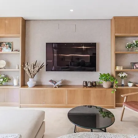 Modern With Pool Near Banus *