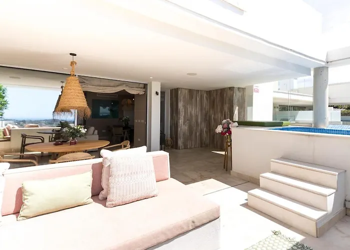 Modern With Pool Near Banus Marbella