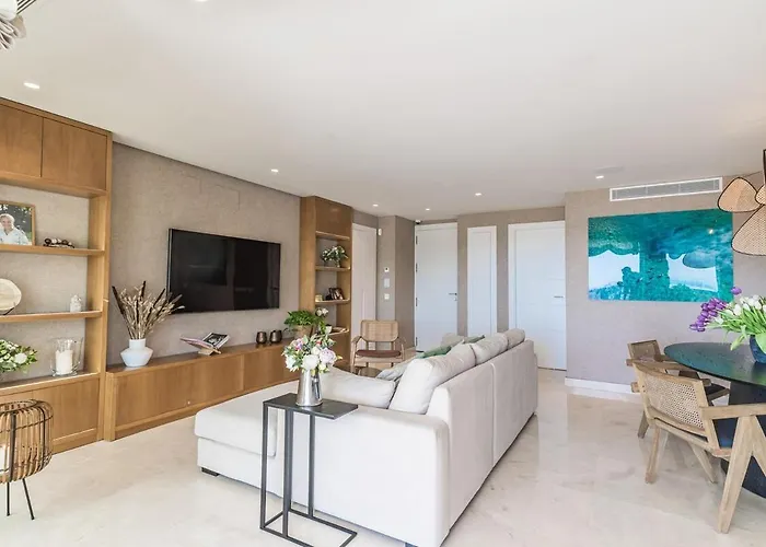 Modern With Pool Near Banus Marbella
